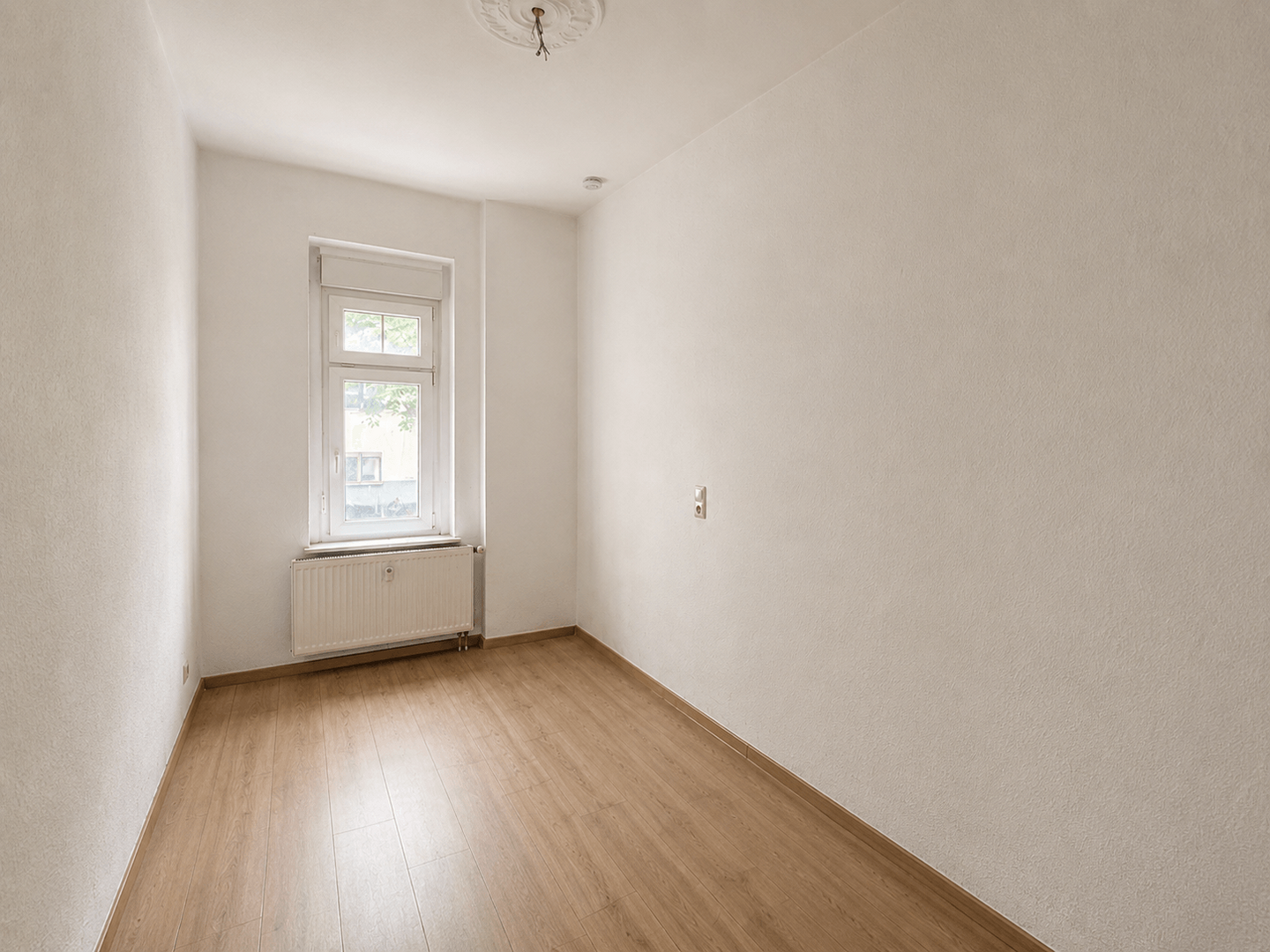 Schlafzimmer Ansicht 1