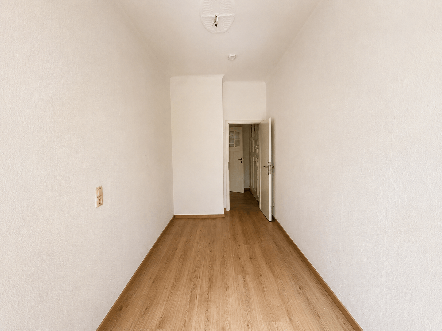 Schlafzimmer Ansicht 2