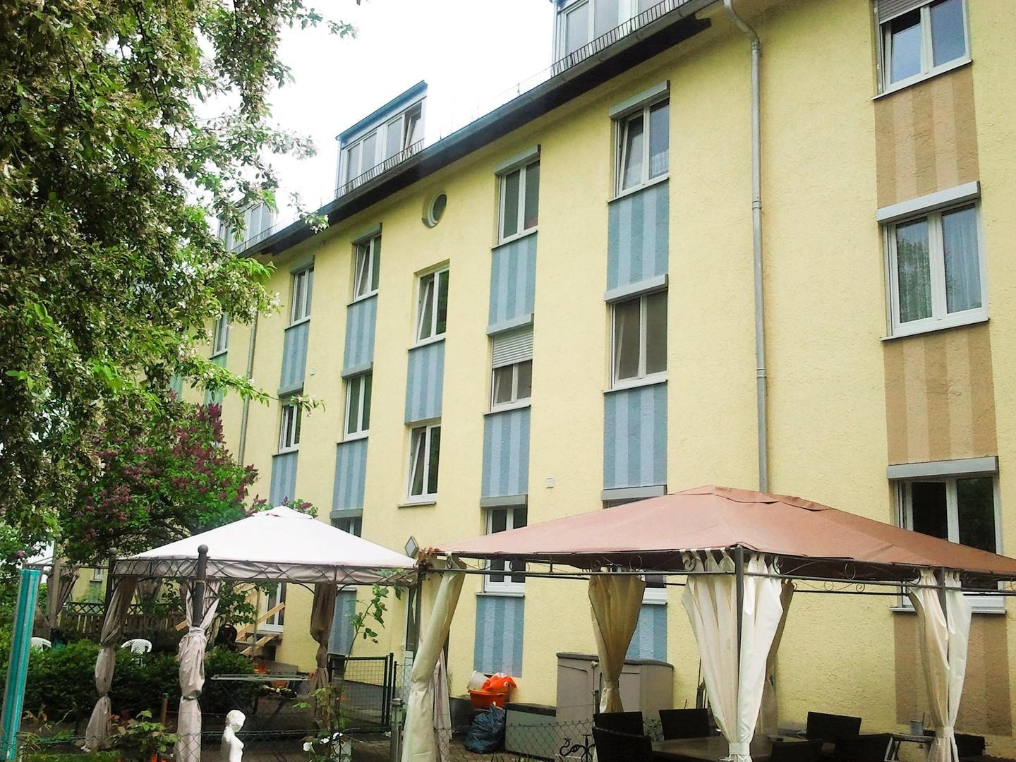 Hausansicht vom Garten