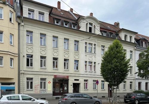 Mehrfamilienhaus | Fassade - Straßenseite