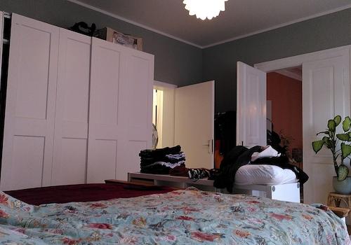 Schlafzimmer, Blick zurück