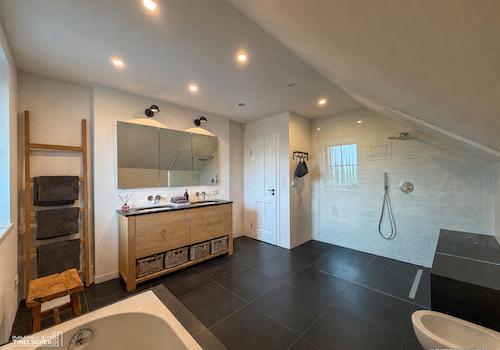 27 Badezimmer OG