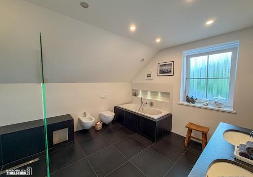 28 Badezimmer OG