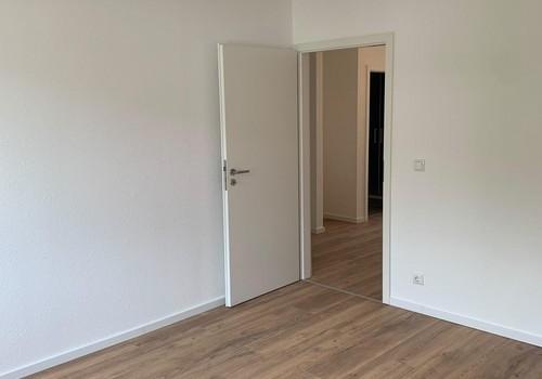 Schlafzimmer links
