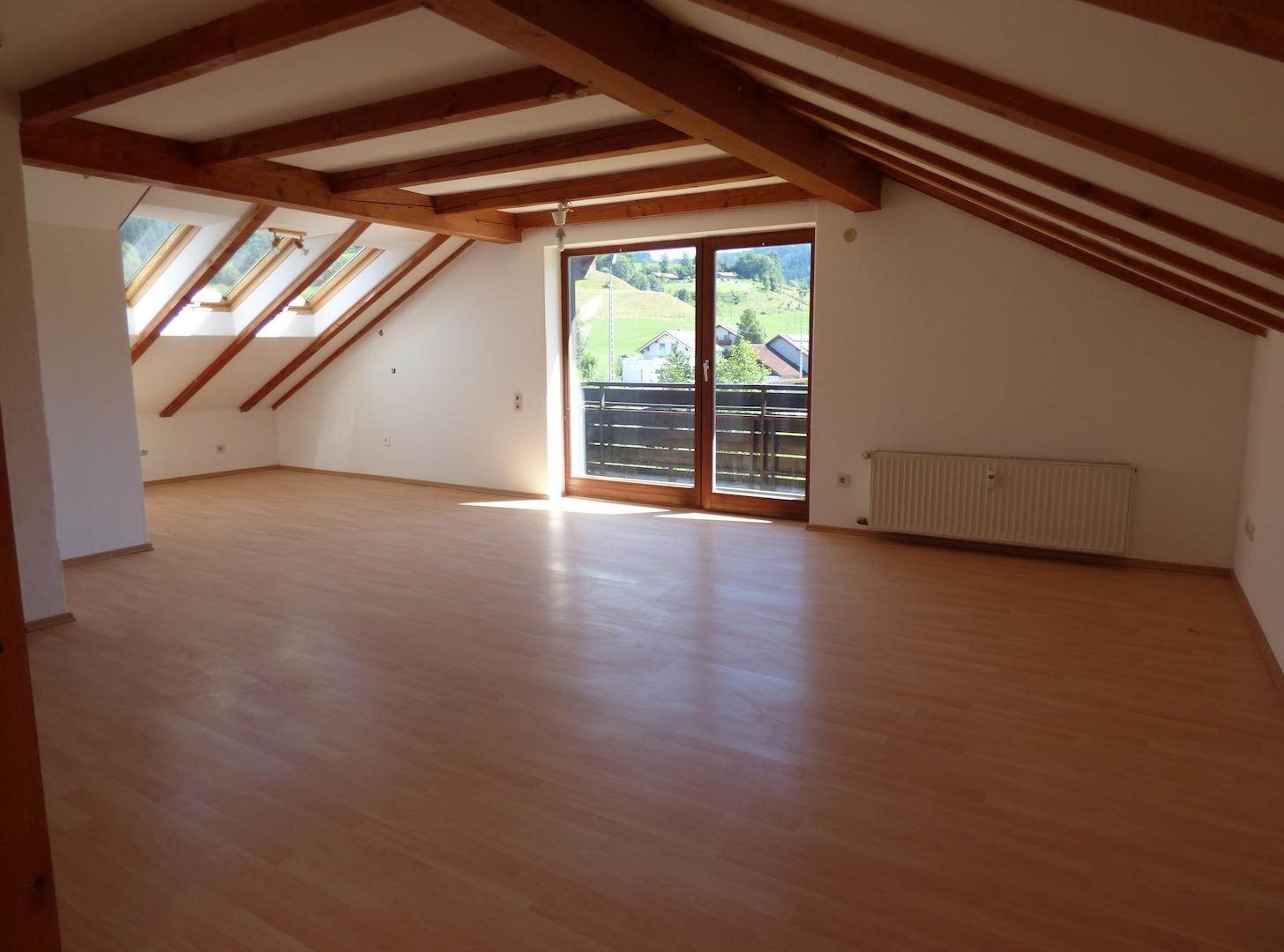 Wohnzimmer mit Küche