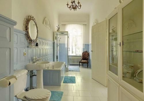 Badezimmer 1