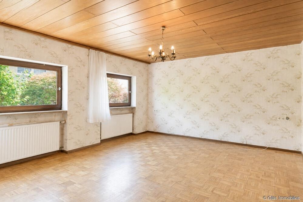 Arbeitszimmer im Eingangsbereich