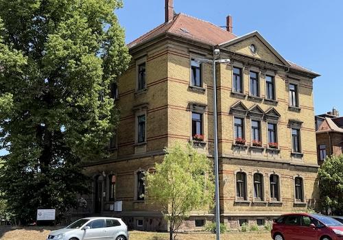 Mehrfamilienhaus | Blick zum Gebäude
