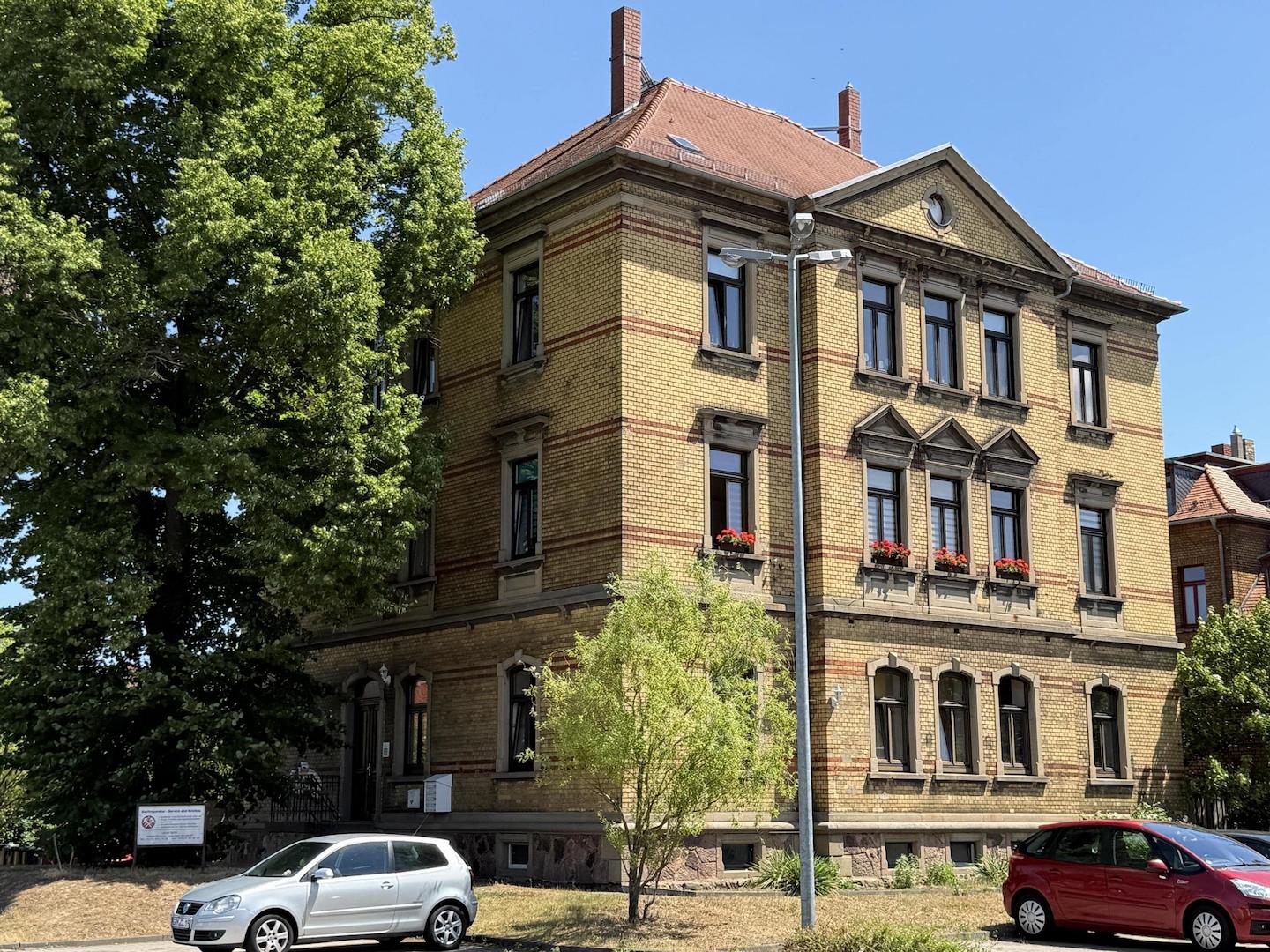 Mehrfamilienhaus | Blick zum Gebäude