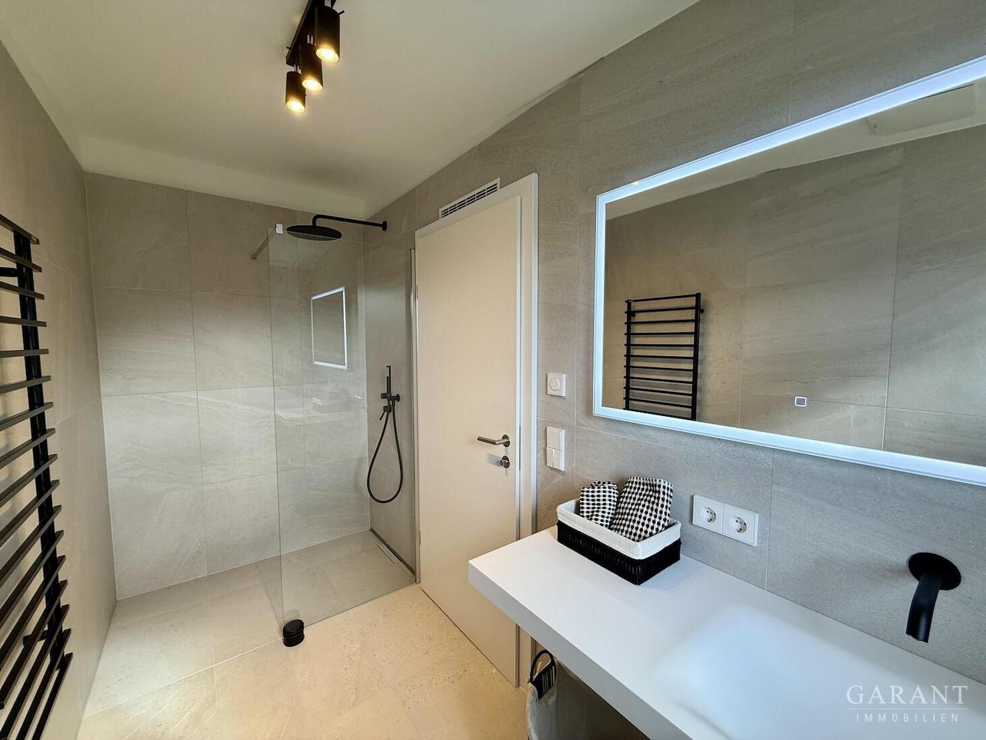 Exklusives Badezimmer