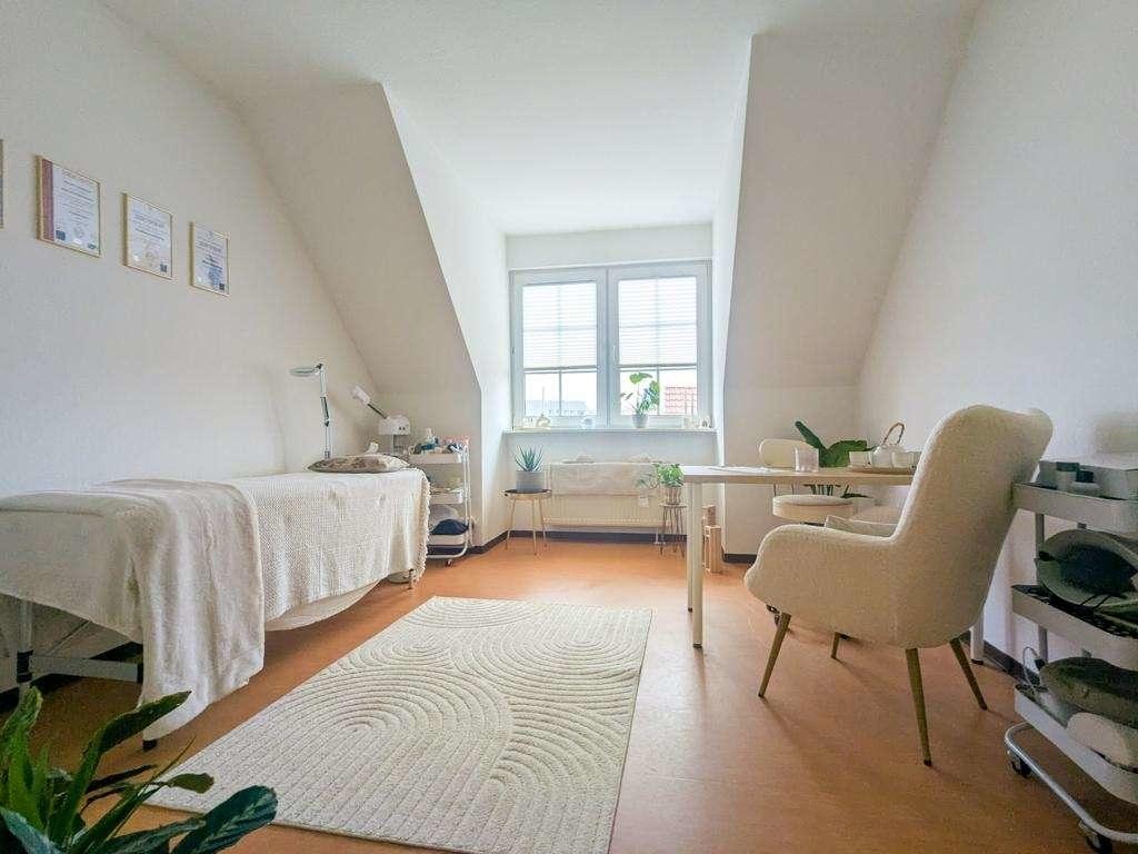 Haus 33_DG_GE08_Raum2