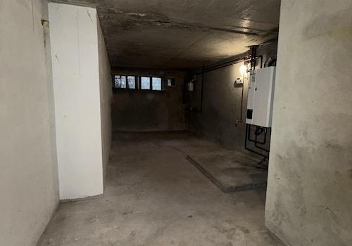 Keller mit Heizungsanlage