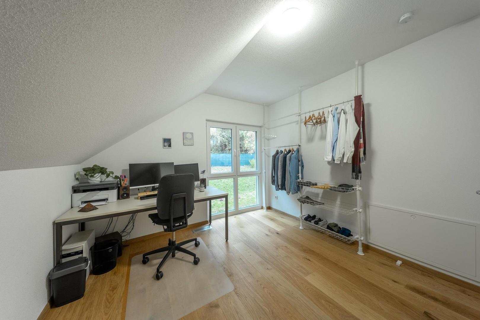 Arbeitszimmer 1 OG