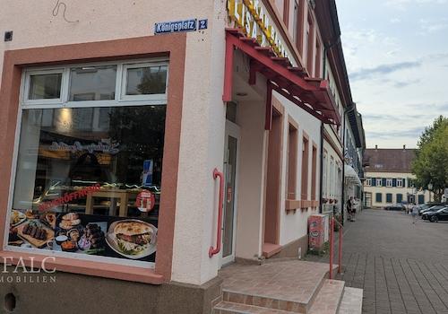 Außen seitlich