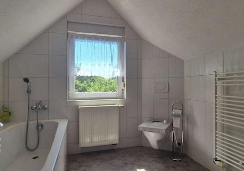 Badezimmer DG