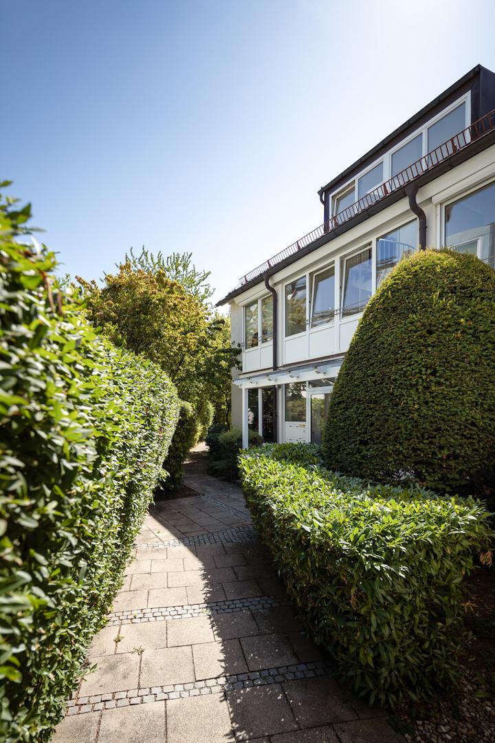 Modern wohnen im grünen Umfeld
