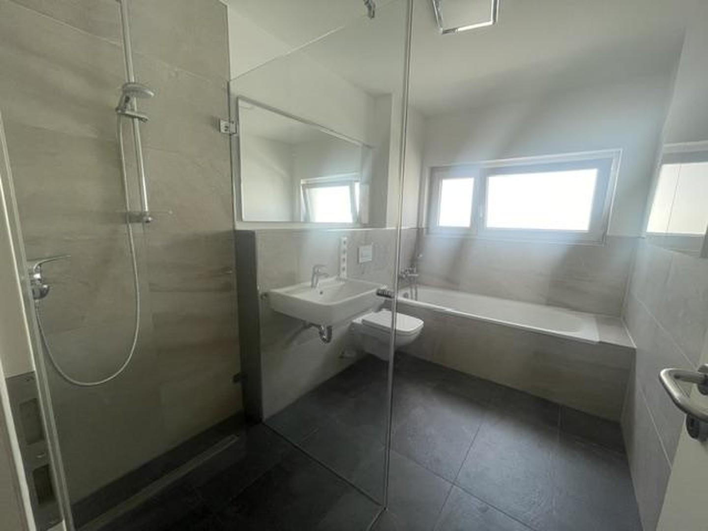 Badezimmer Bild 2