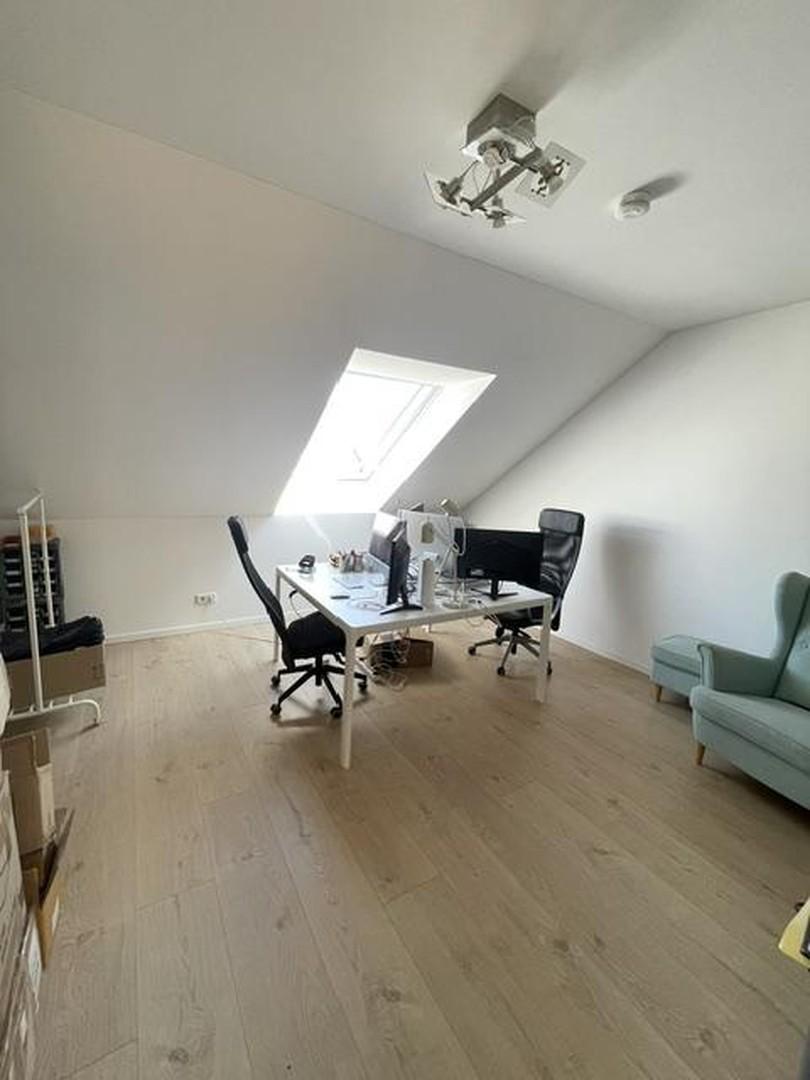 Büro/Zimmer