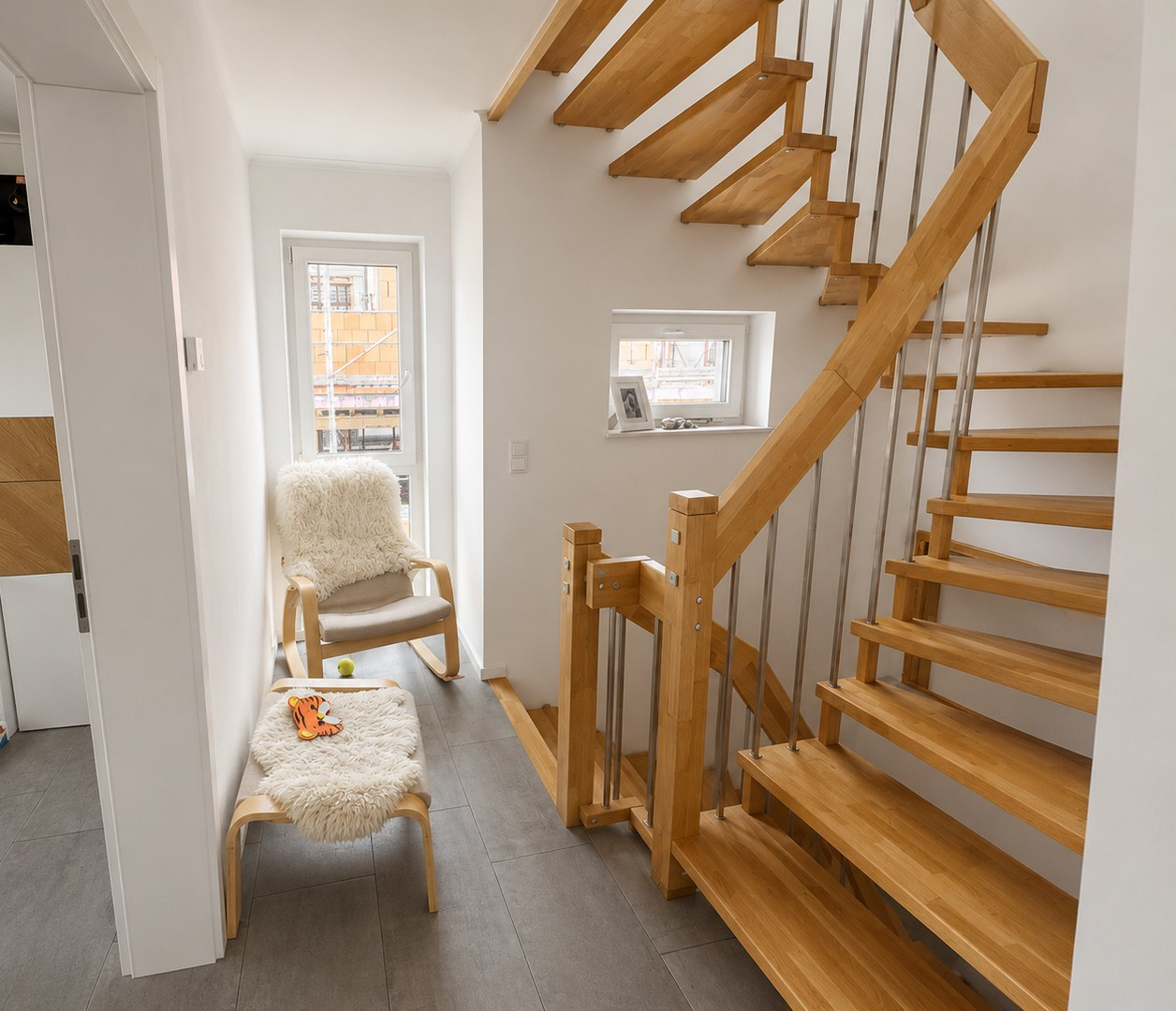 Flur & Treppe