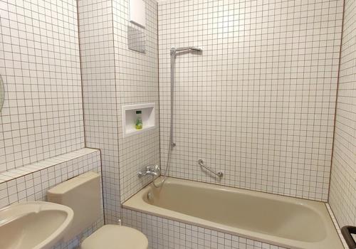 Bad mit Toilette