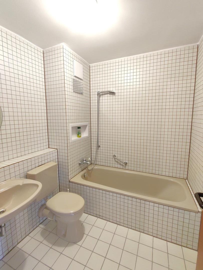 Bad mit Toilette