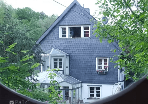 Verschieferte Fassade