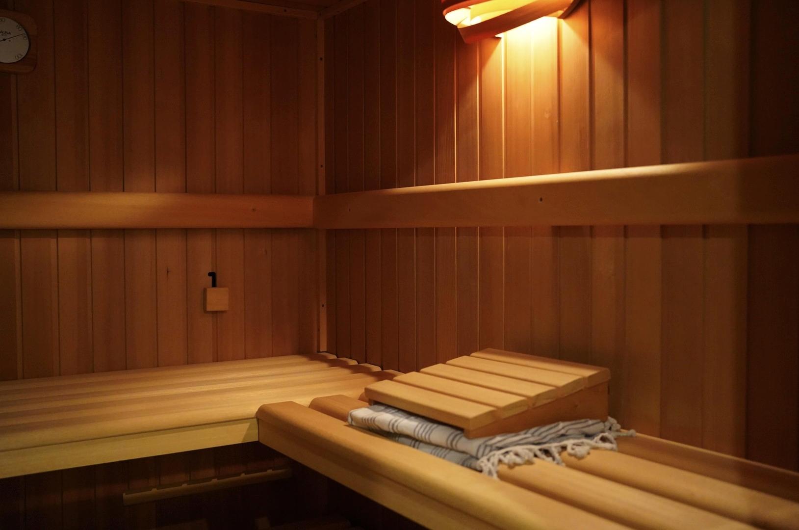 Keller Sauna