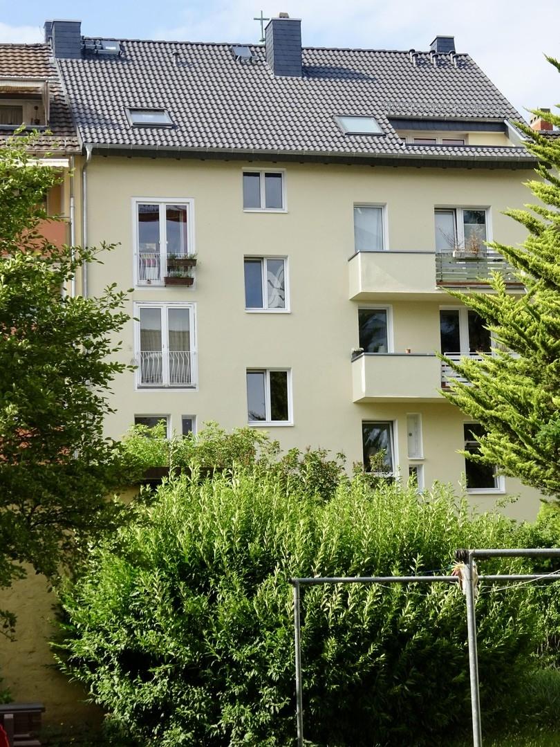 Hausansicht vom Garten