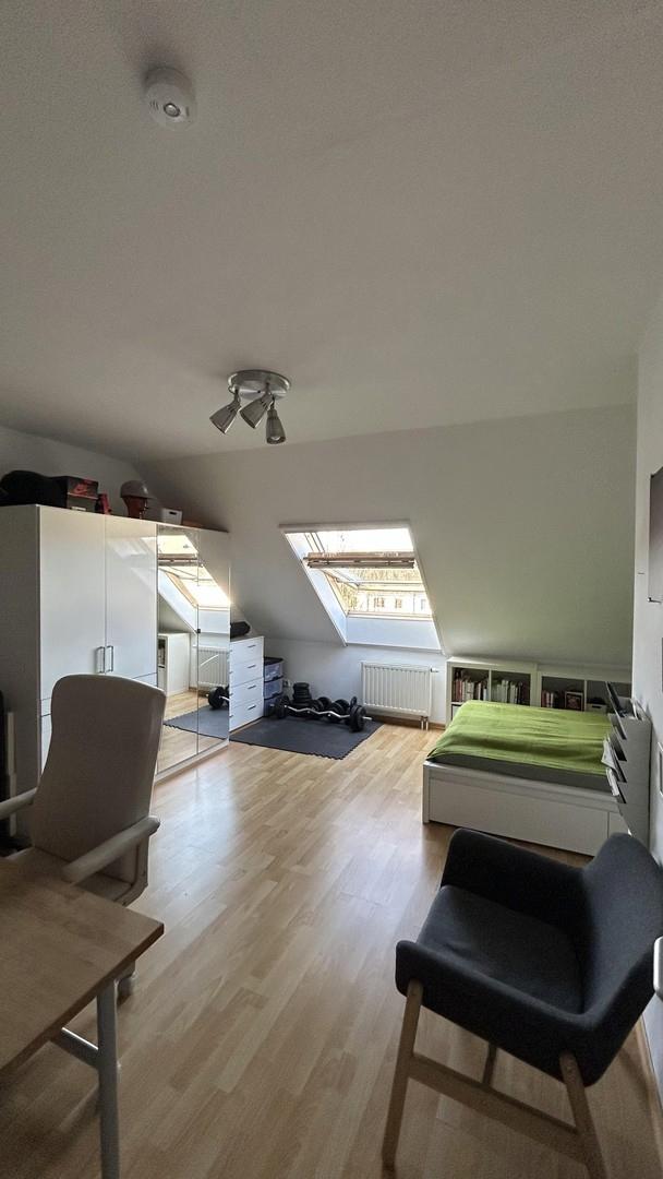 Schlafzimmer 4