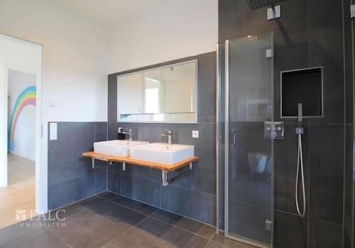 Badezimmer EG 