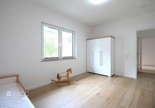 1. Zimmer EG 