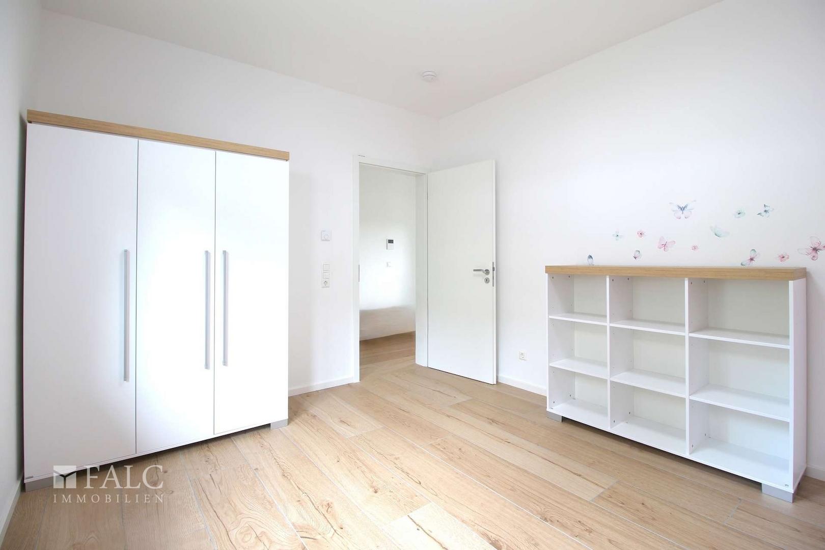1. Zimmer EG 