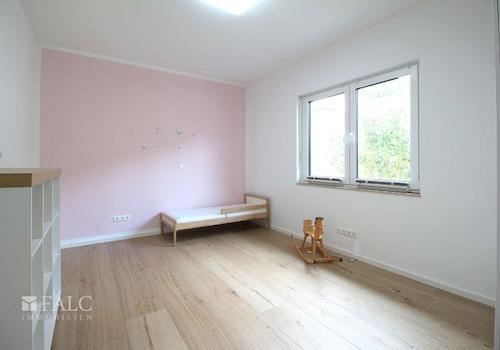 1. Zimmer EG