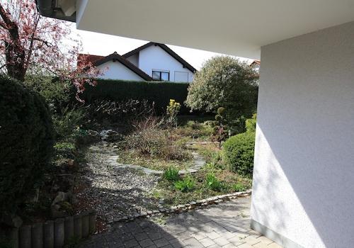 Büroeingang Garten