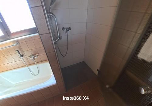 OG Bad (Dusche + Wanne)