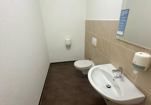 Toilette 2 OG 