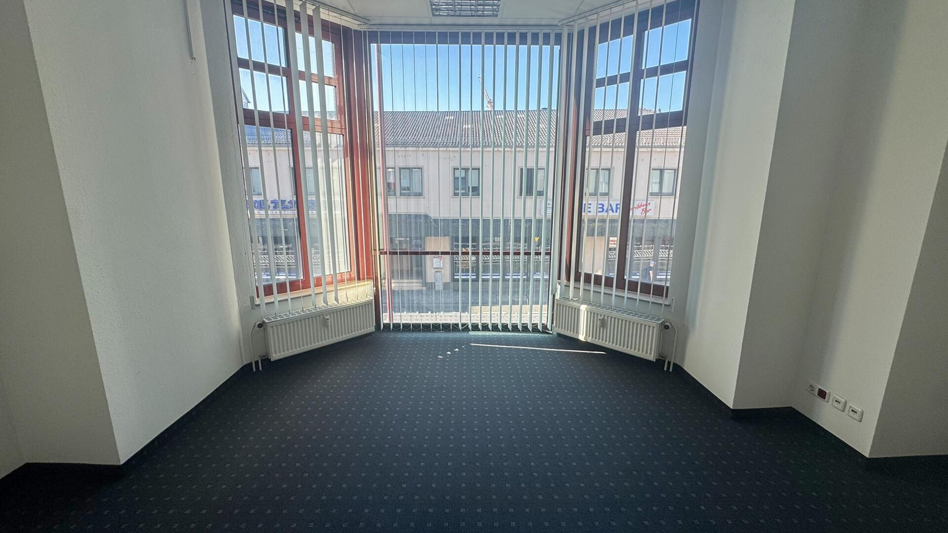 Ladenfläche-Bürofläche