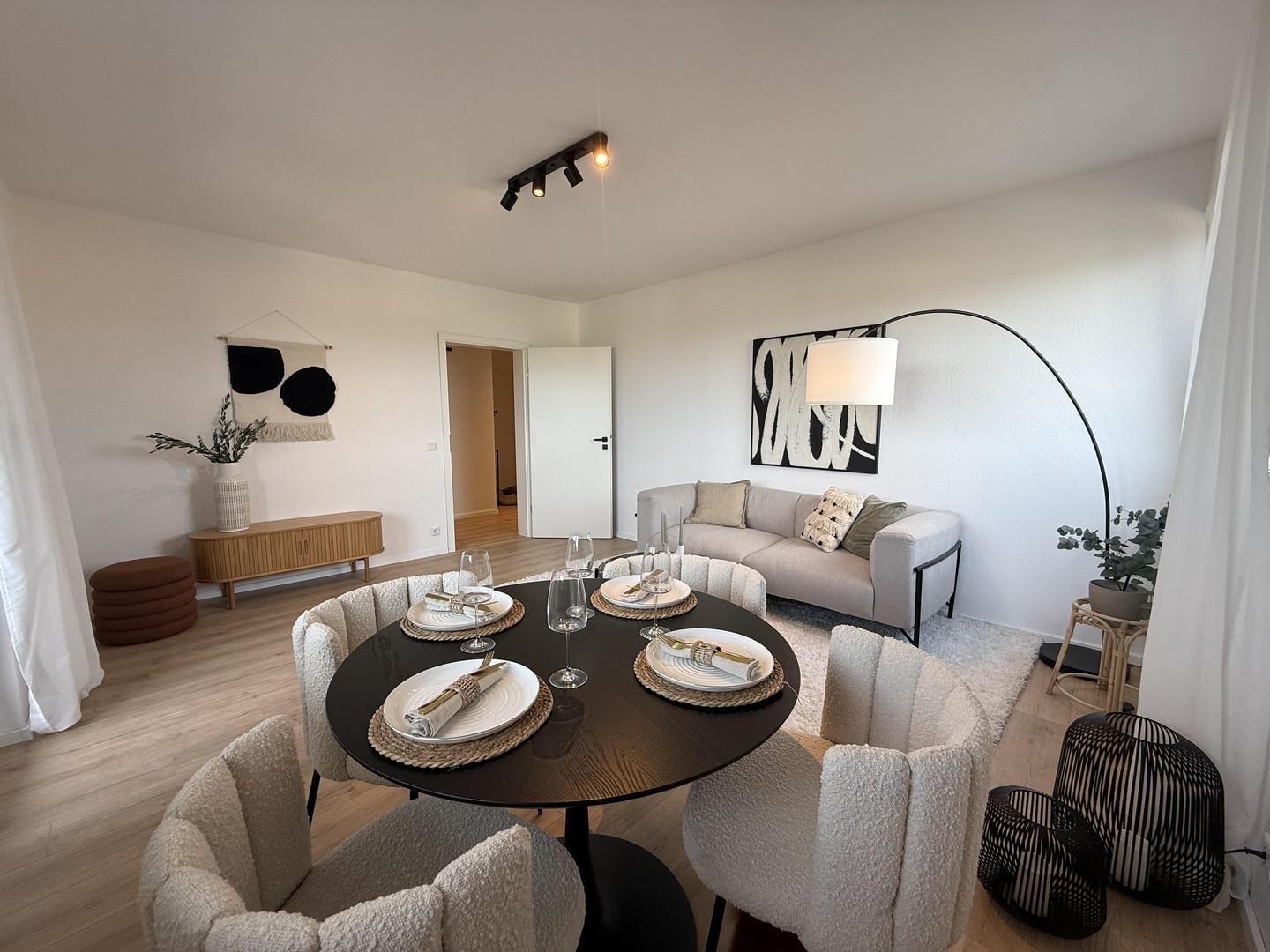 Wohn-/Esszimmer