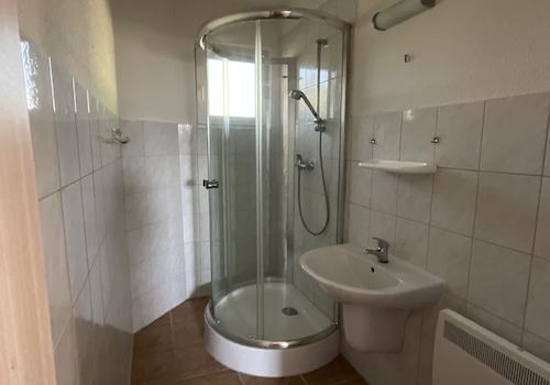Die erste Dusche