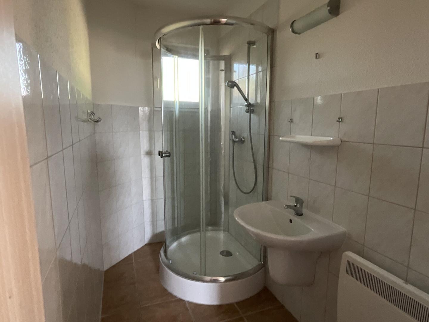 Die erste Dusche