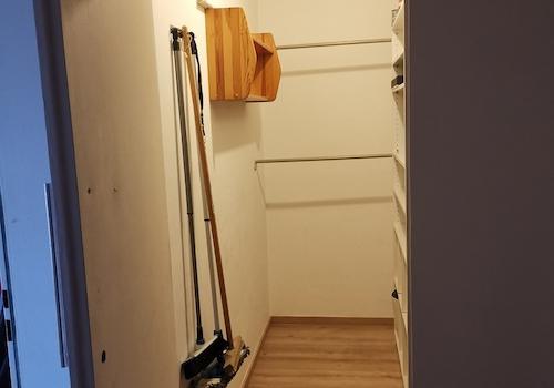 Begehbarer Kleiderschrank