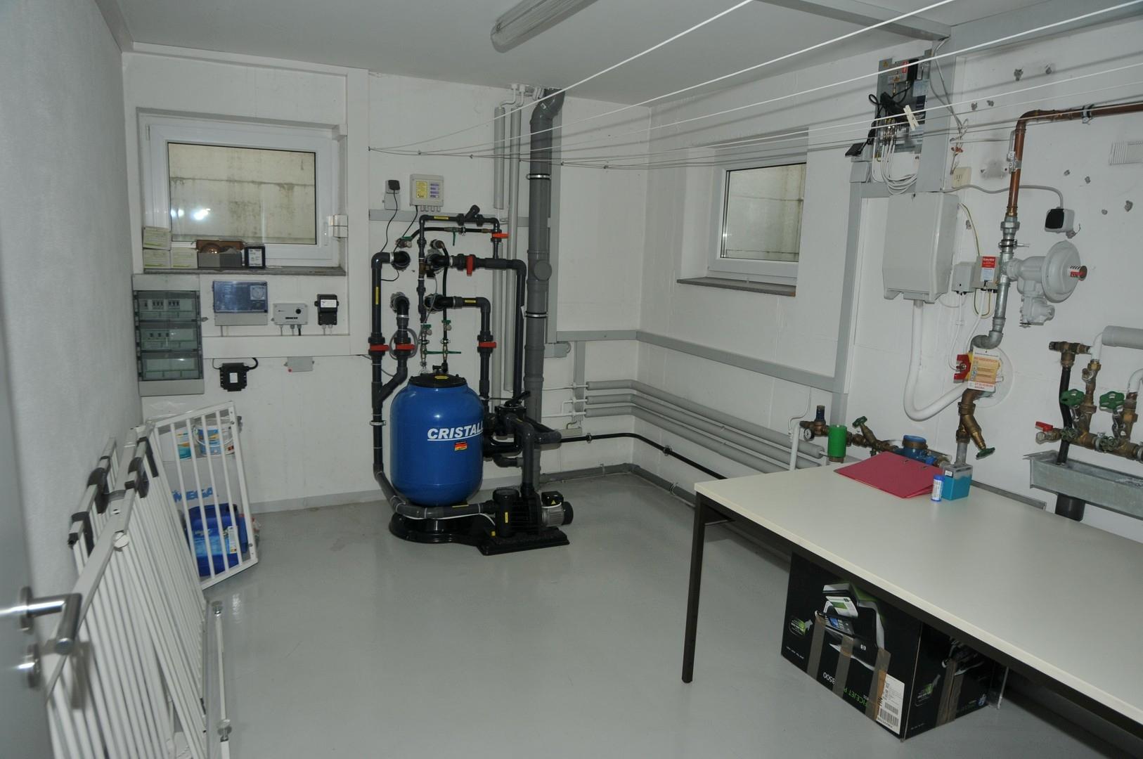 Technikraum UG