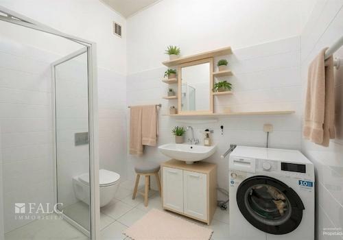 Badezimmer EG - (KI generiert)