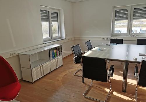Büro 1