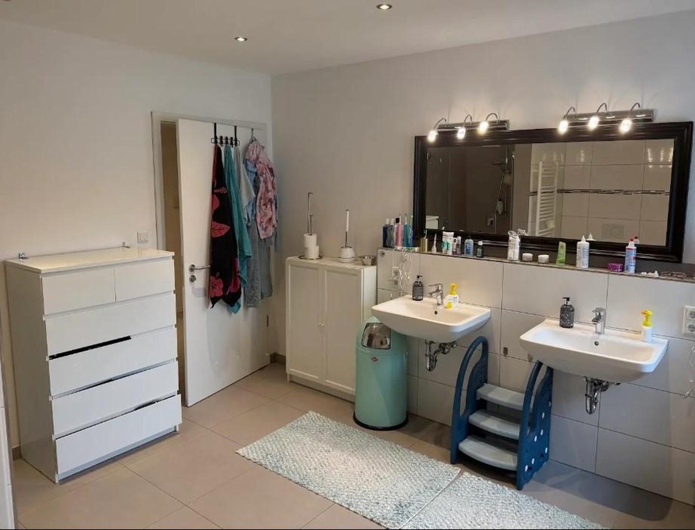 geräumiges Bad mit viel Platz