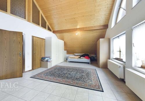 Schlafzimmer 1.OG