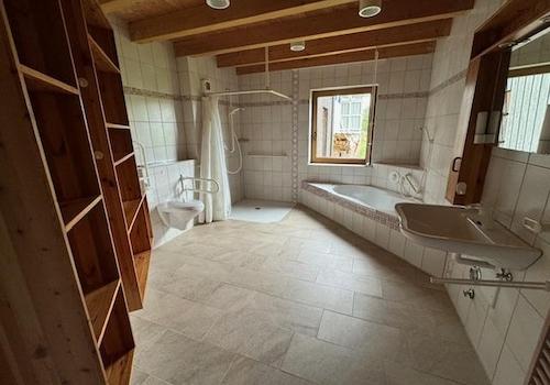 barrierefreies Badezimmer