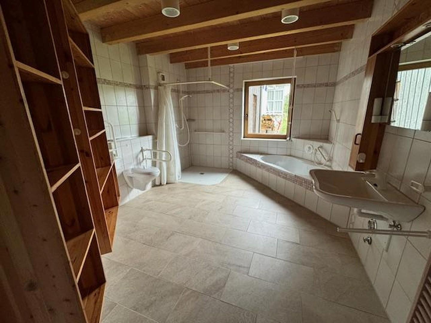 barrierefreies Badezimmer