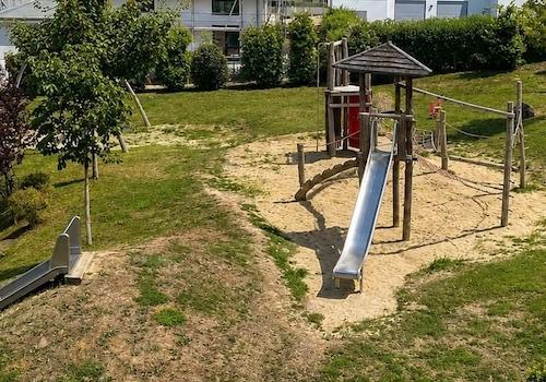 Spielplatz in direkter Nähe 