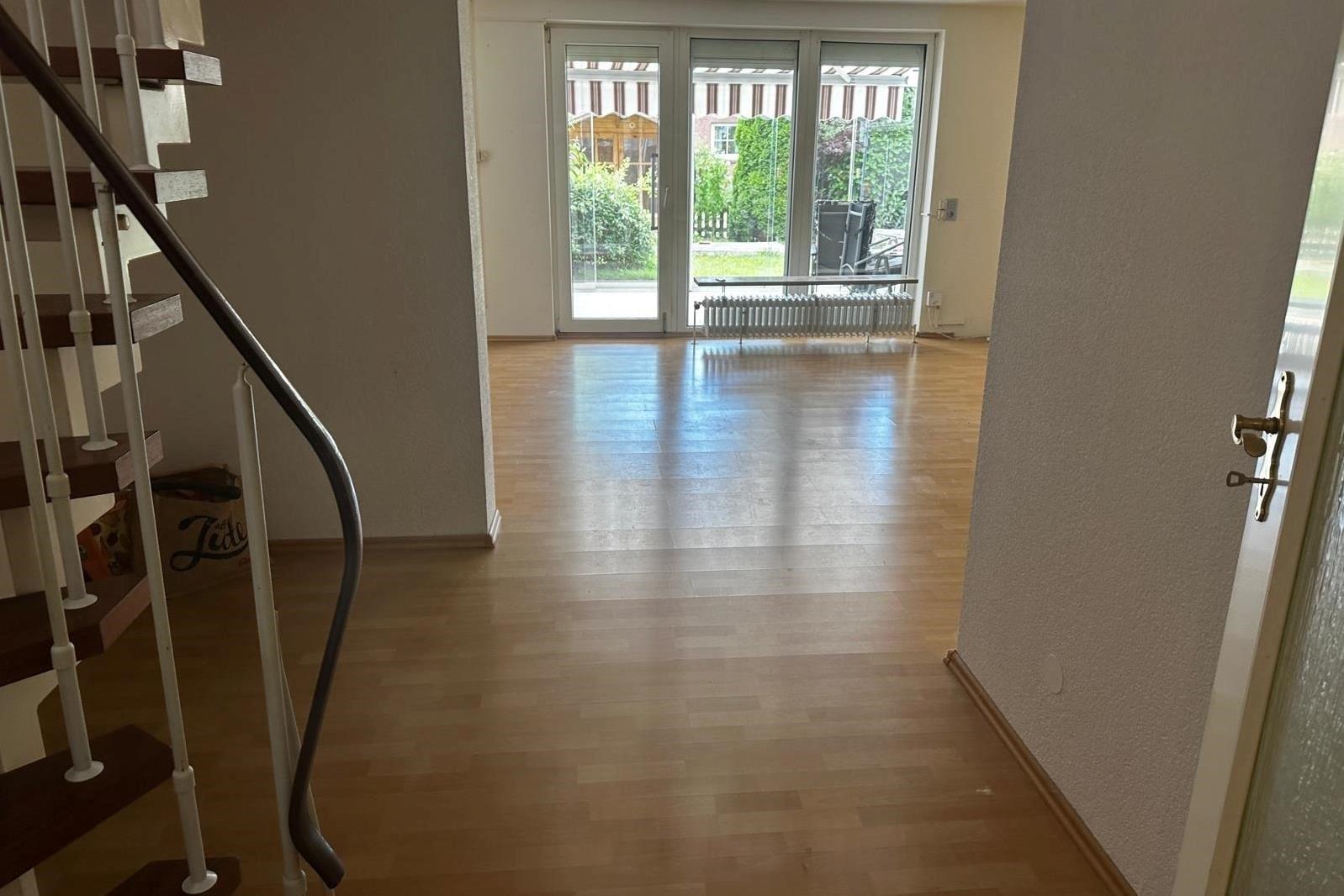 Blick ins Wohnzimmer